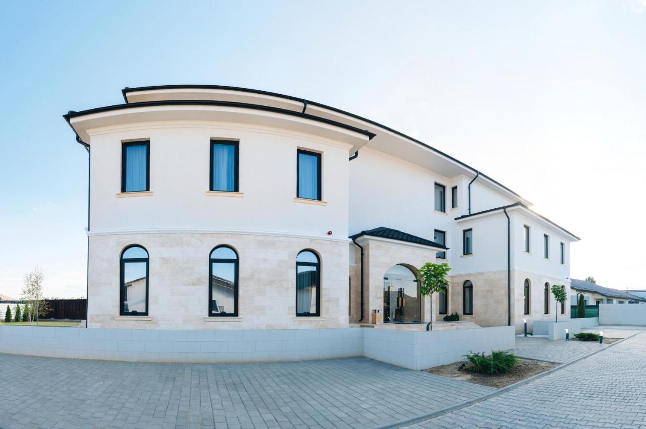 Arn Boutique Hotel Focsani Exterior photo