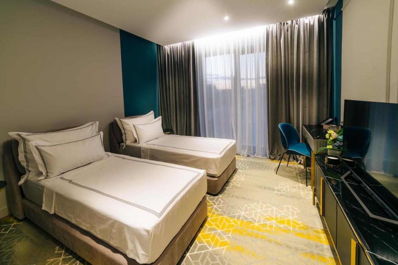 Arn Boutique Hotel Focsani Exterior photo