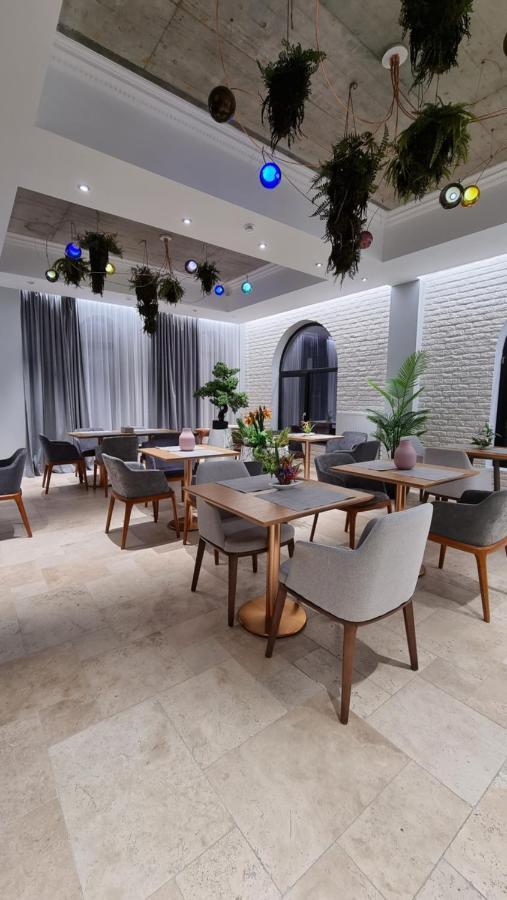Arn Boutique Hotel Focsani Exterior photo